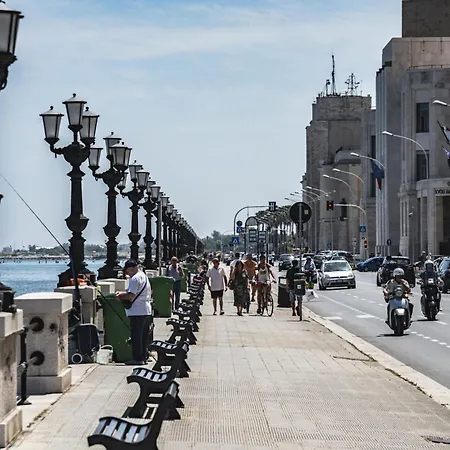 Centro Living - Centro Appartement Bari